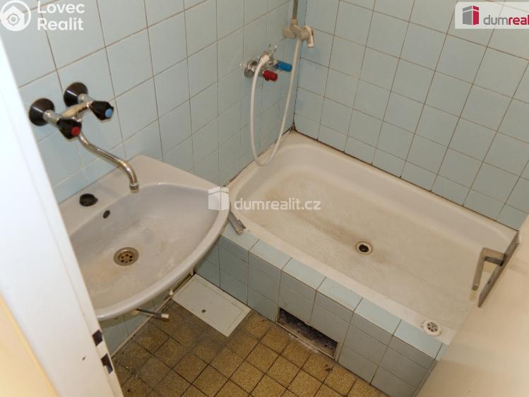 Pronájem obchodního prostoru Neratovice, Kojetická č. 22