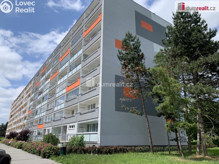 Prodej bytu 4+KK Praha-Petrovice, Rezlerova č. 42