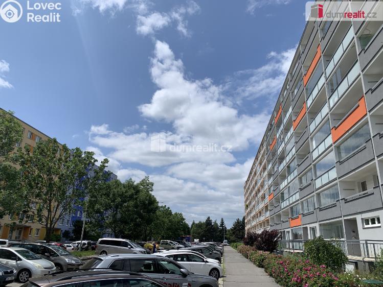 Prodej bytu 4+KK Praha-Petrovice, Rezlerova č. 58