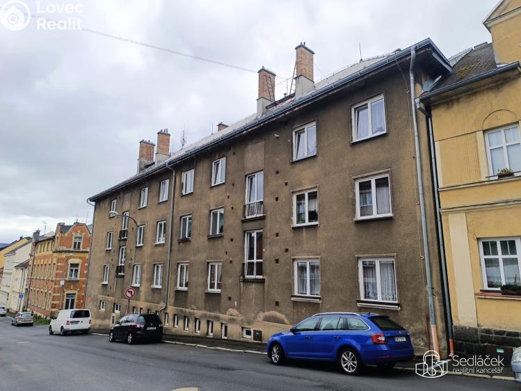 Prodej bytu 2+1 Nejdek, Bratří Čapků č. 17