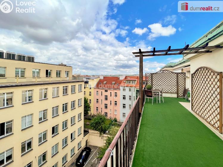 Sale apartment 3+KK Praha 3, Husinecká č. 4