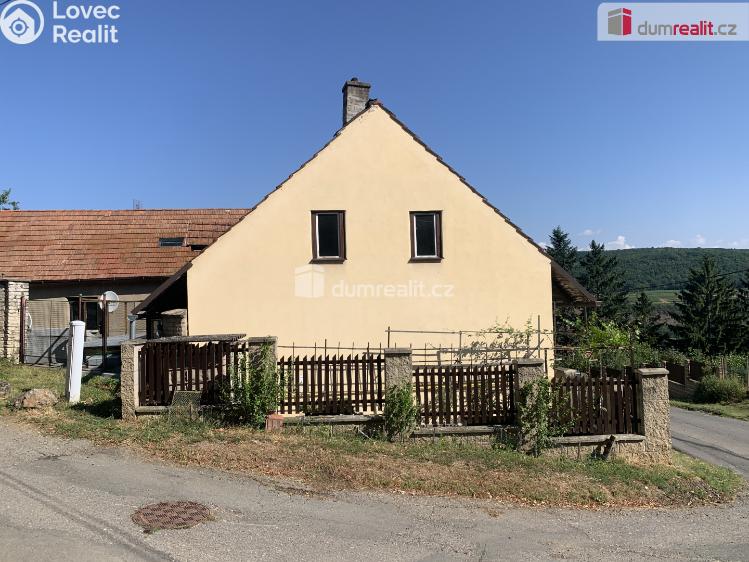 Sale family house Karlštejn č. 67