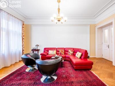 Аренда квартиры 4+1 Praha, Pařížská č. 6