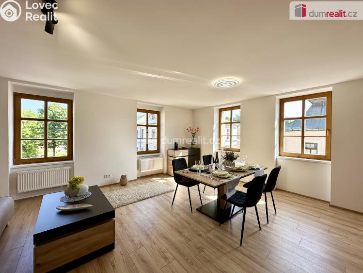 Prodej bytu 2+KK Horní Blatná, náměstí Sv. Vavřince č. 13