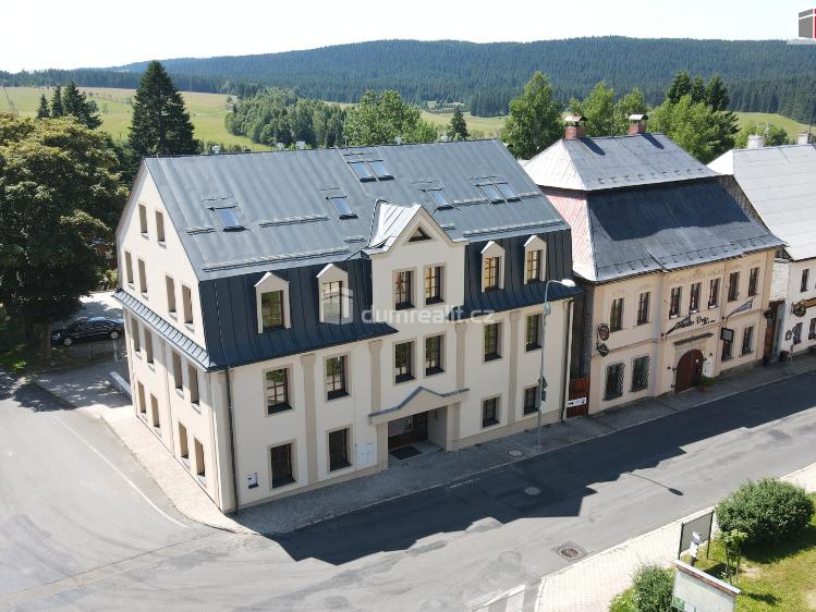 Prodej bytu 2+KK Horní Blatná, náměstí Sv. Vavřince č. 63