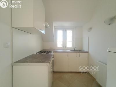 Оренда квартири 2+KK Praha, Pravá č. 3