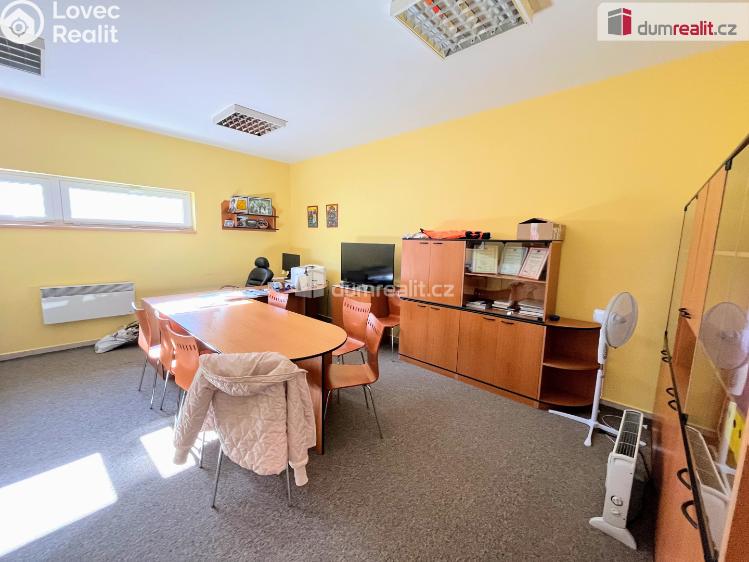 Pronájem obchodního prostoru Uherské Hradiště, Jaktáře č. 7