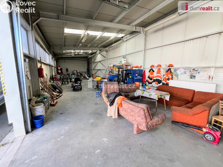 Pronájem obchodního prostoru Uherské Hradiště, Jaktáře č. 9