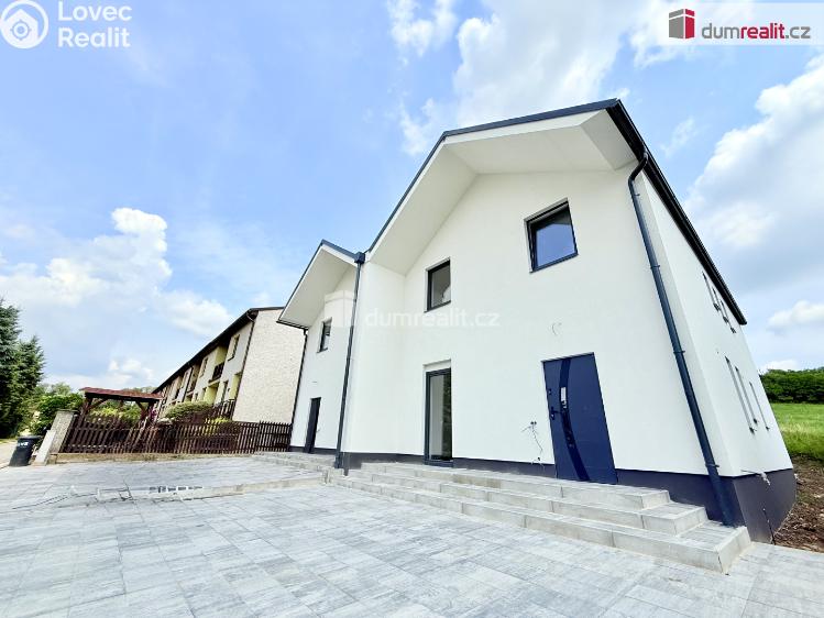 Prodej rodinného domu Velká Jesenice č. 174