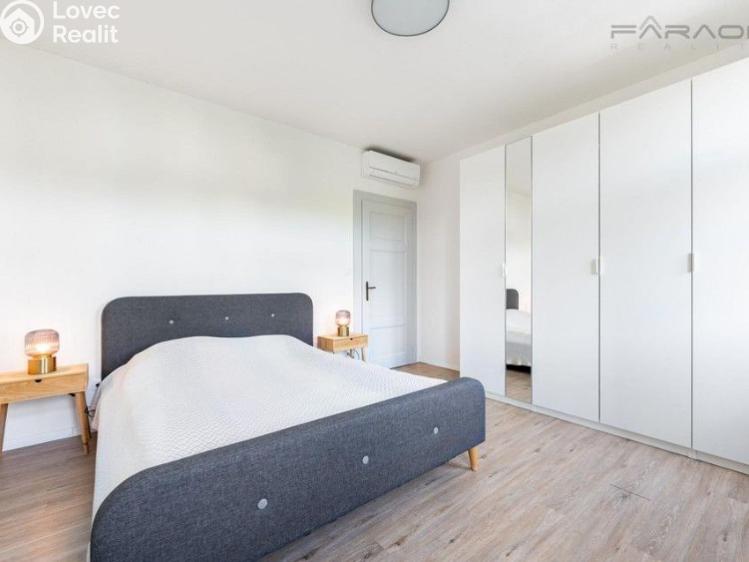 Pronájem bytu 3+KK Praha, Sokolovská č. 5