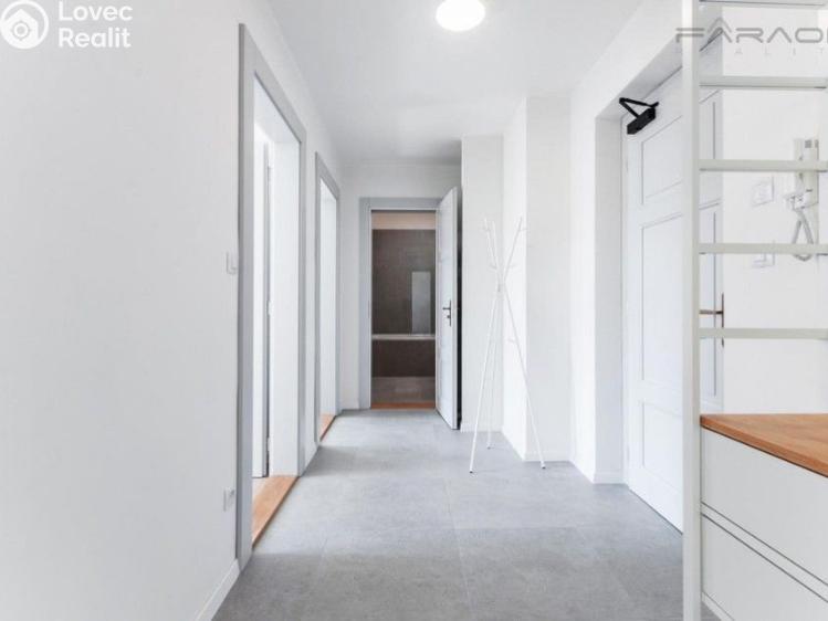 Pronájem bytu 3+KK Praha, Sokolovská č. 10