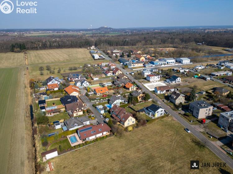 Prodej stavebního pozemku Spojil, Na Okrajích 43 č. 7