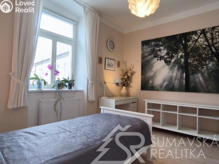 Prodej bytu 3+KK Kašperské Hory, Náměstí 34 č. 15