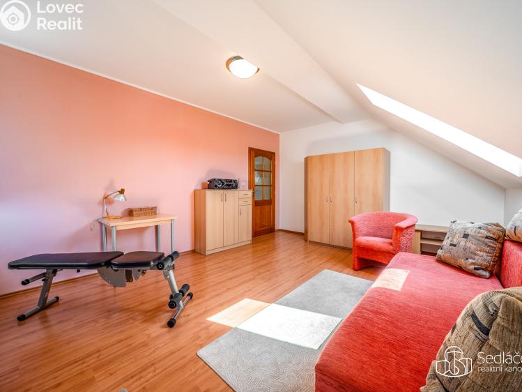Prodej bytu 3+1 Karlovy Vary č. 12