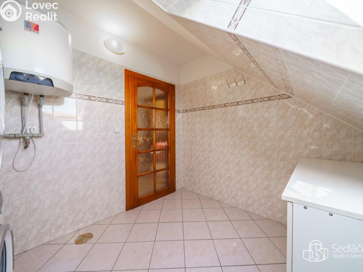 Prodej bytu 3+1 Karlovy Vary č. 21