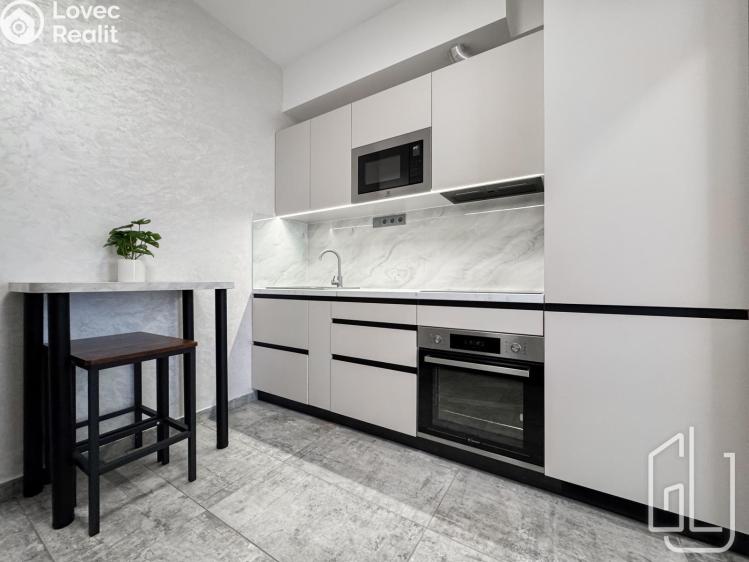 Prodej bytu 3+1 Praha, Legerova č. 3