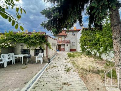 Prodej rodinného domu Praha, Na Jarově č. 2