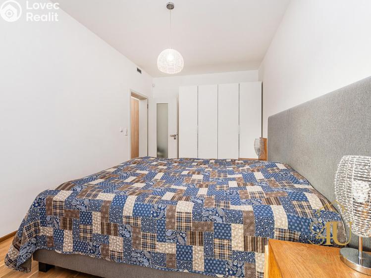 Prodej bytu 3+1 Praha, Jinonická 1313/27 č. 8