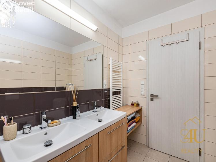 Prodej bytu 3+1 Praha, Jinonická 1313/27 č. 12