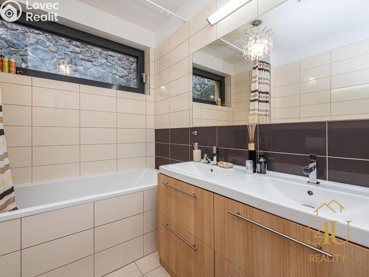 Prodej bytu 3+1 Praha, Jinonická 1313/27 č. 13