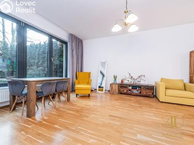 Prodej bytu 3+1 Praha, Jinonická č. 5