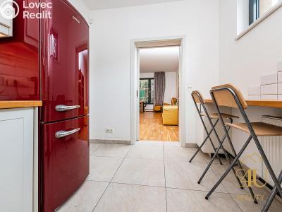 Prodej bytu 3+1 Praha, Jinonická č. 5