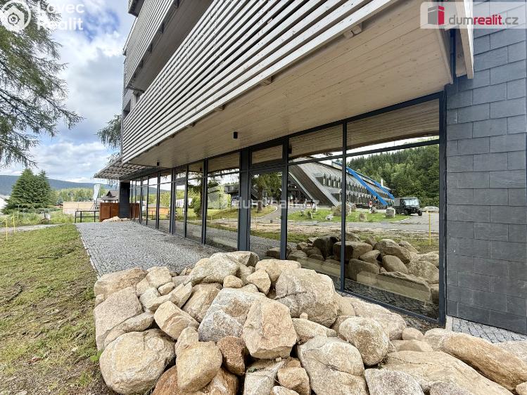 Pronájem obchodního prostoru Harrachov č. 8