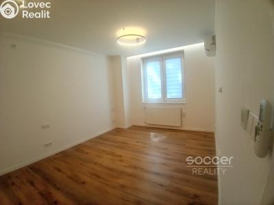 Pronájem bytu 2+1 Praha, Žalmanova č. 5