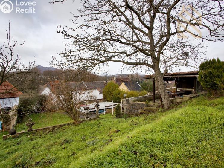 Prodej rodinného domu Velké Žernoseky č. 8