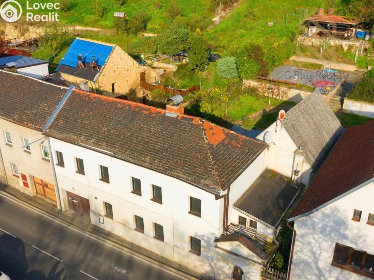 Продаж сімейного будинку Velké Žernoseky č. 23