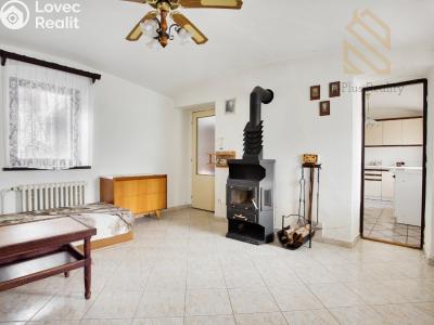 Prodej rodinného domu Velké Žernoseky č. 3