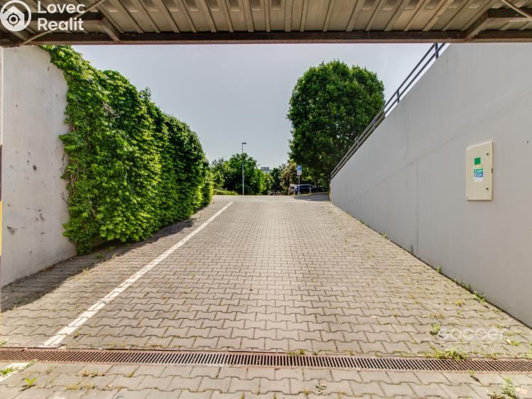 Аренда парковки Praha, Stará náves č. 2