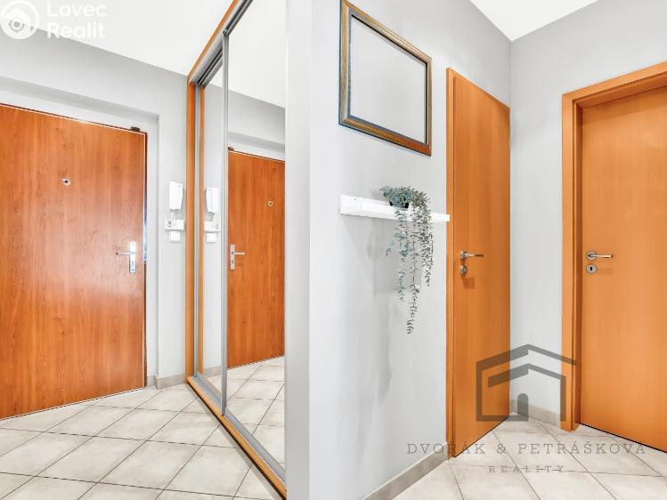 Pronájem bytu 2+KK Praha, Mattioliho 3248/11 č. 16