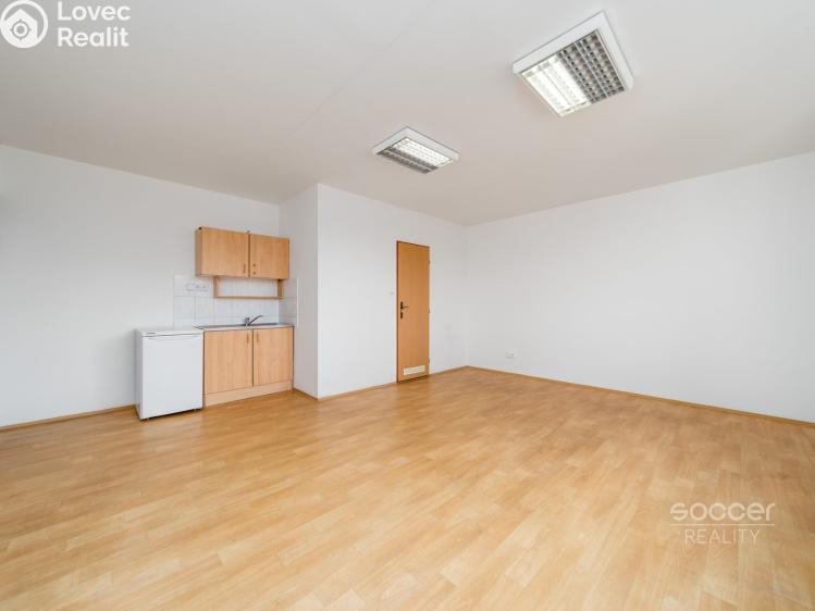 Pronájem kanceláře Jesenice, Říčanská č. 20