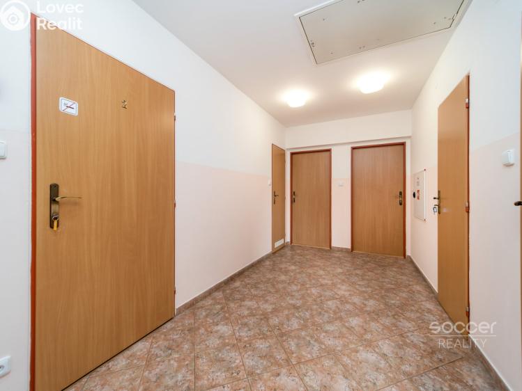 Rent office space Jesenice, Říčanská č. 9