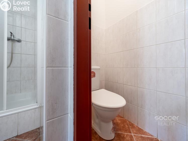 Rent office space Jesenice, Říčanská č. 15