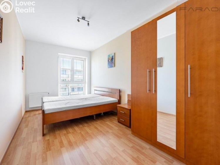 Rent apartment 2+KK Praha, U Slovanky č. 6