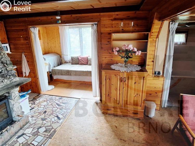 Prodej chaty Březina, č.ev. č. 8