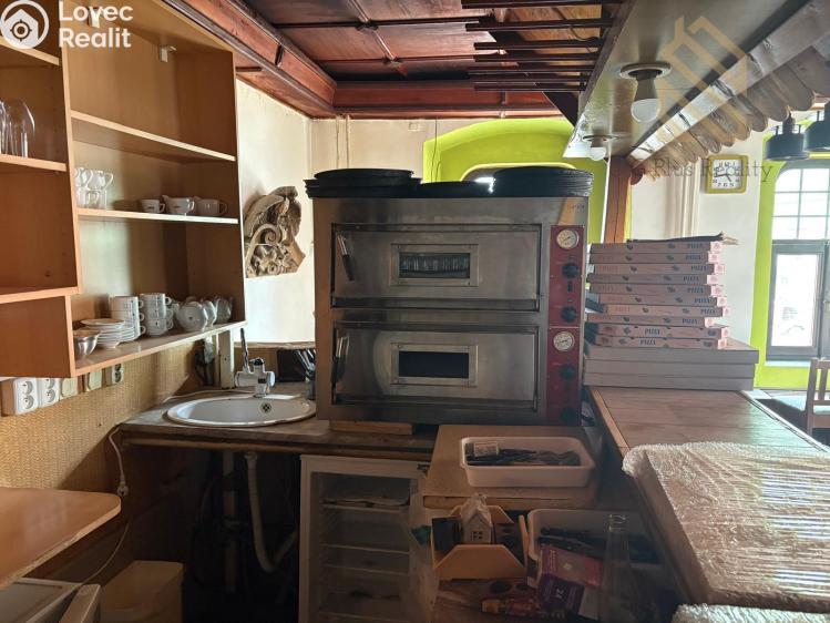Pronájem restaurace Jirkov, Kostelní 52 č. 6