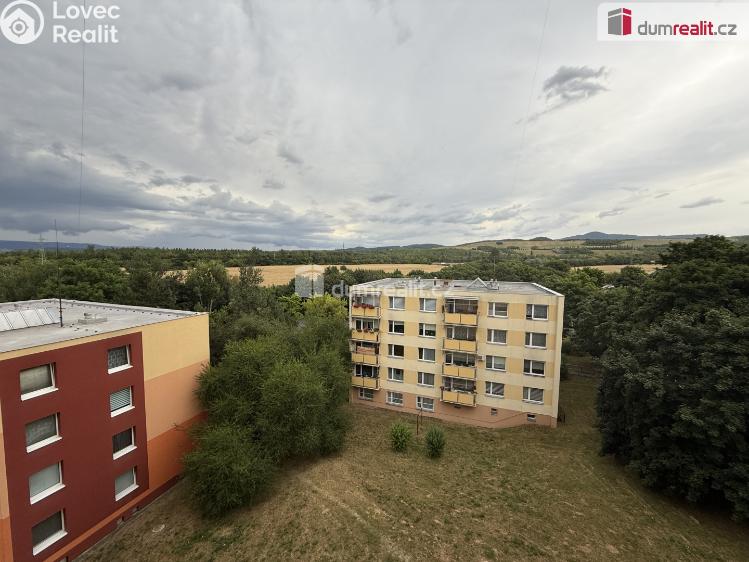 Pronájem bytu 3+1 Bílina, Sídliště Za Chlumem č. 13
