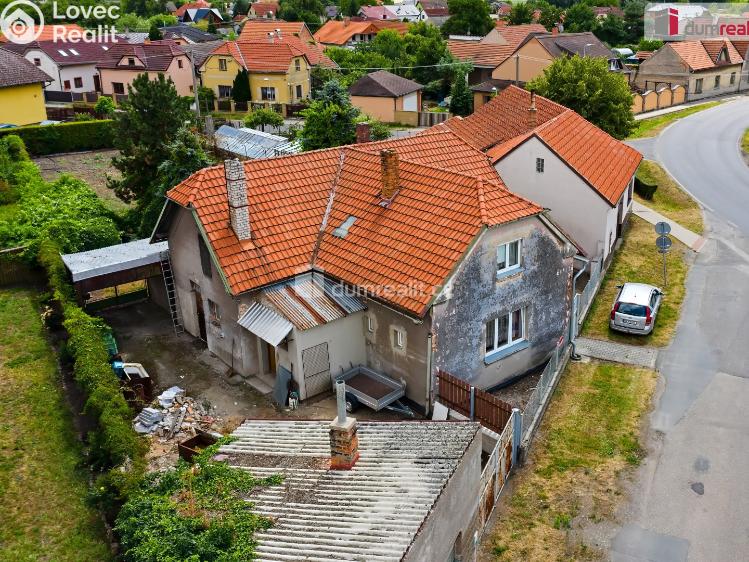Prodej rodinného domu Dřísy, Na Obořišti č. 1