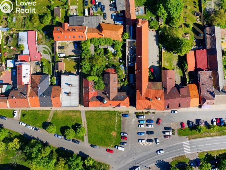 Prodej vícegeneračního domu Smečno, nám. T. G. Masaryka 10 č. 2