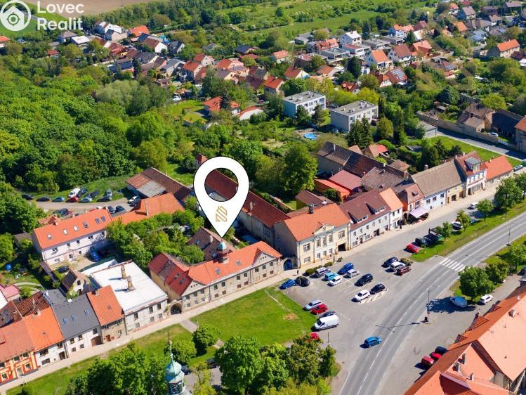 Prodej vícegeneračního domu Smečno, nám. T. G. Masaryka 10 č. 8