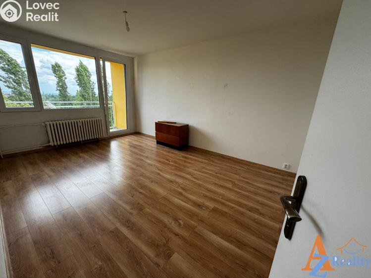 Pronájem bytu 3+1 Chomutov, Kyjická č. 6