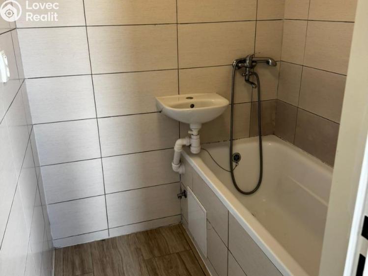 Pronájem bytu 3+1 Chomutov, Kyjická č. 9