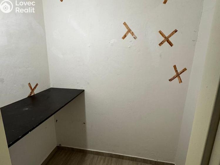 Pronájem bytu 3+1 Chomutov, Kyjická č. 10