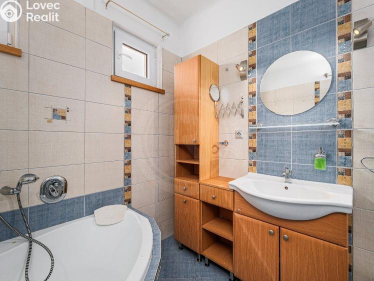 Prodej bytu 4+1 České Budějovice, J. Plachty 1153/18 č. 24