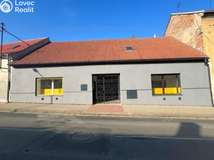 Pronájem obchodního prostoru Kostelec nad Labem, T. G. Masaryka č. 1
