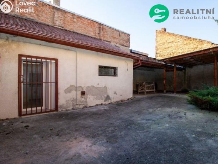 Pronájem obchodního prostoru Kostelec nad Labem, T. G. Masaryka č. 7
