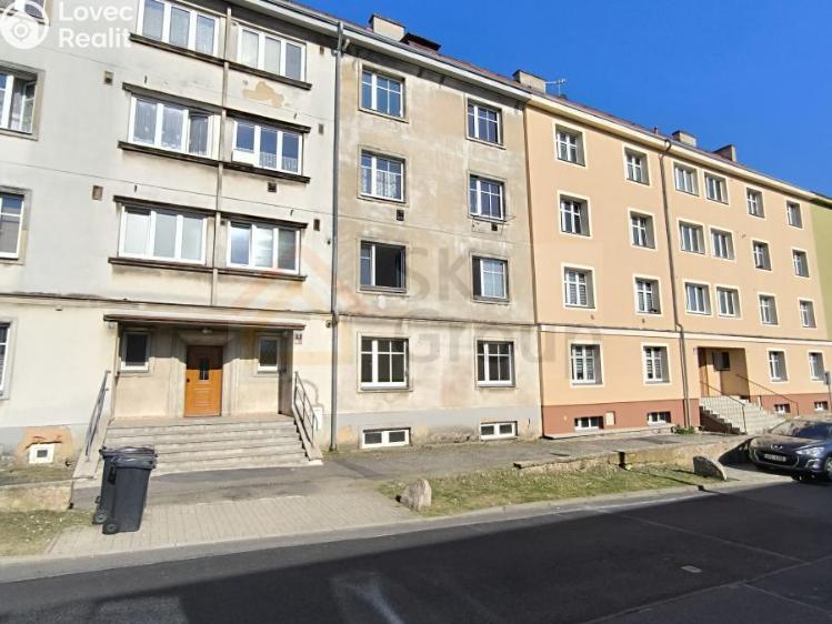 Prodej bytu 1+1 Karlovy Vary, Nad Dvorem č. 16